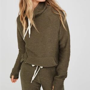 OFFLINE by AERIE | Snowday Mock Neck Sweatshirt | Black | Medium